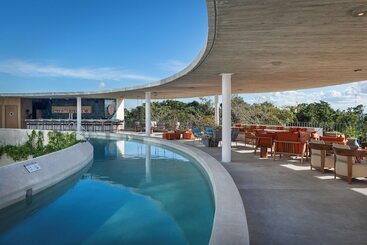 هتل Hilton Garden Inn Cancun Airport