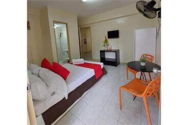 هتل Oyo 840 Orangenest Apartelle