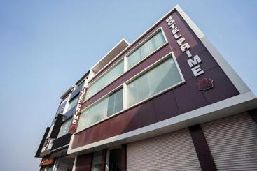 酒店 Prime Rose