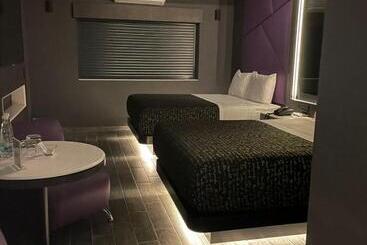 هتل Passion Secrets Villas And Suites