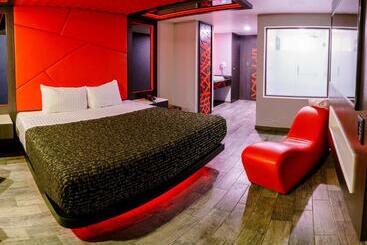 هتل Passion Secrets Villas And Suites