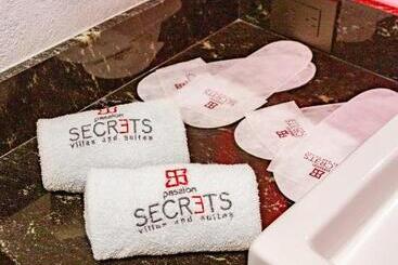هتل Passion Secrets Villas And Suites