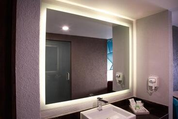 هتل Passion Secrets Villas And Suites