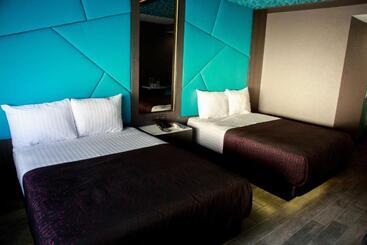 هتل Passion Secrets Villas And Suites