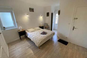 ベッドアンドブレックファースト Chambre & Salle De Bain Privée   Lv 33