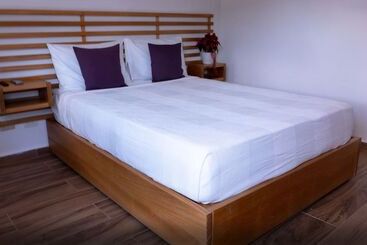 هتل Samana Suites
