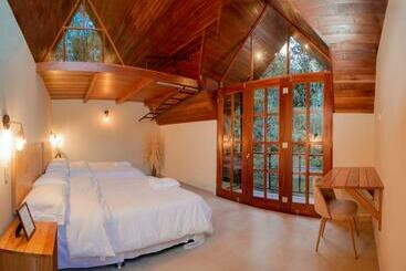 هتل Kantu Garden Lodge