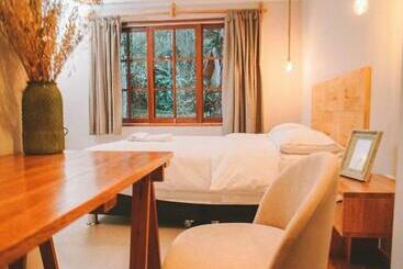 هتل Kantu Garden Lodge