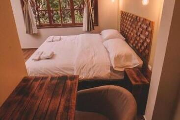 هتل Kantu Garden Lodge