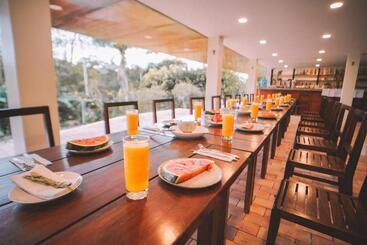 هتل Kantu Garden Lodge