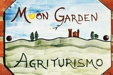 هتل Moon Garden
