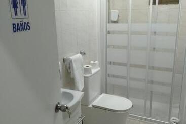 پانسیون Hostal Noche Y Dia