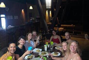 ペンション Luminosa Uvita Hostel