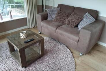 تختخواب و صبحانه Chalet Heggemus Oisterwijk