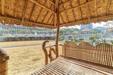 هتل Jn Park