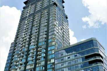 هتل The Penthouse Residence