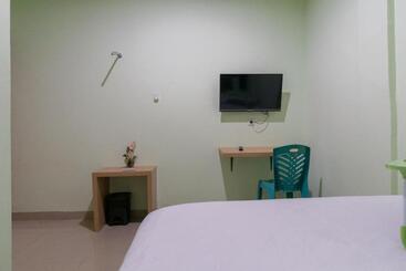 Urbanview Hotel Lumendiva 2 Palembang By Reddoorz
