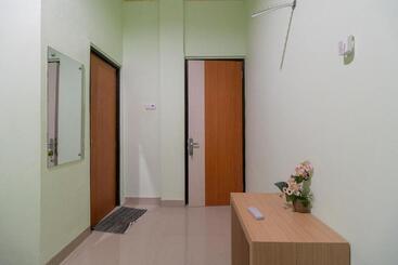 Urbanview Hotel Lumendiva 2 Palembang By Reddoorz