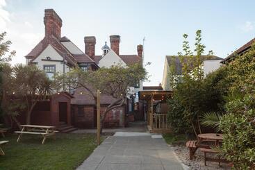 هاستل The Crabtree Inn