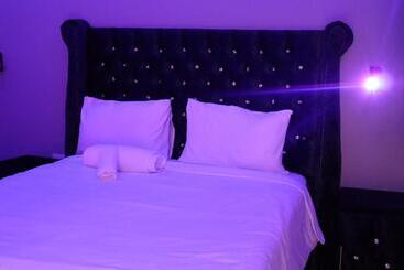 تختخواب و صبحانه Princess Lodge