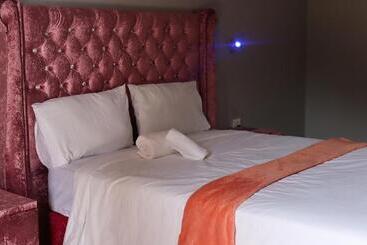 تختخواب و صبحانه Princess Lodge