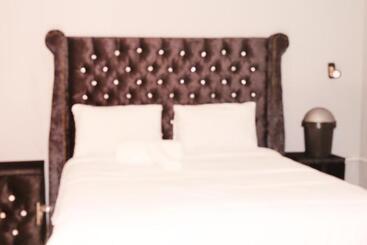 تختخواب و صبحانه Princess Lodge