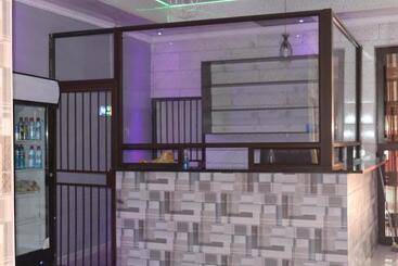 تختخواب و صبحانه Princess Lodge
