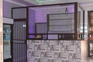 تختخواب و صبحانه Princess Lodge