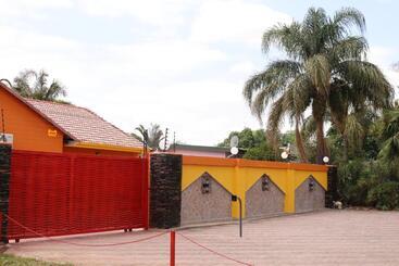 تختخواب و صبحانه Princess Lodge