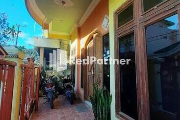 هتل Bromo Indah Lestari Homestay Mitra Reddoorz