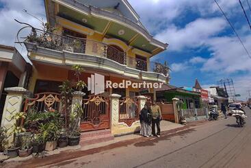 هتل Bromo Indah Lestari Homestay Mitra Reddoorz