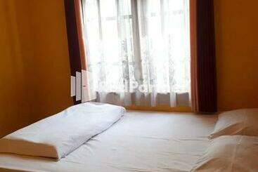 هتل Bromo Indah Lestari Homestay Mitra Reddoorz