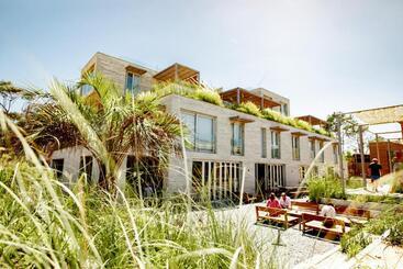 Casagrande Hotel & Beach Club