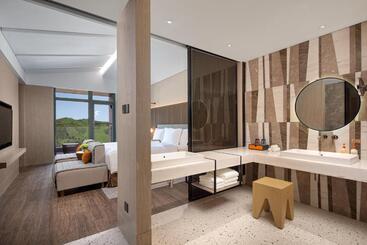 هتل Crowne Plaza Chongli Resort, An Ihg