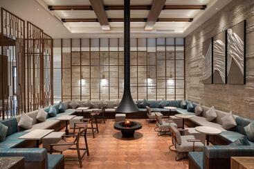 هتل Crowne Plaza Chongli Resort, An Ihg