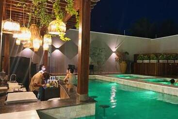 هتل Paraiso Beach