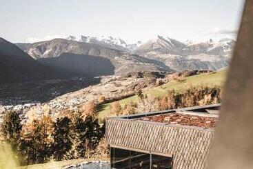 هتل Santre Dolomythic Home