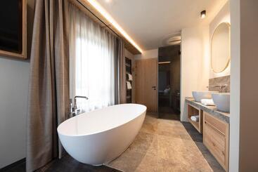 هتل Santre Dolomythic Home