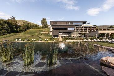 هتل Santre Dolomythic Home