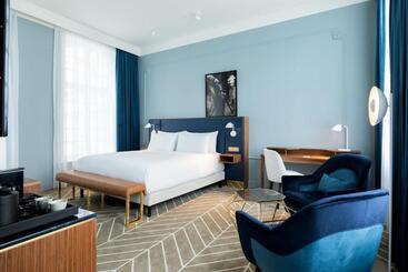 هتل Sapphire House Antwerp, Autograph Collection