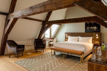 هتل Sapphire House Antwerp, Autograph Collection