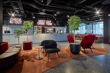 هتل Scandic Orebro Central