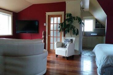 مبيت وإفطار Au Cachalot Caché Le Gîte Hôtel