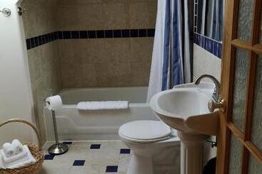تختخواب و صبحانه Au Cachalot Caché Le Gîte Hôtel