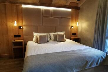 تختخواب و صبحانه Chalet Jardin D Angèle Chambres D Hôtes