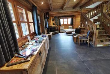تختخواب و صبحانه Chalet Jardin D Angèle Chambres D Hôtes
