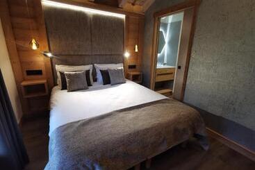 تختخواب و صبحانه Chalet Jardin D Angèle Chambres D Hôtes