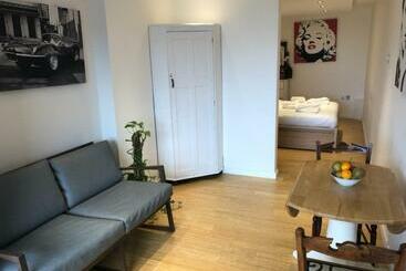 Boynton Hill B&b