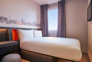 Easyhotel Paris Charles De Gaulle Villepinte - Tremblay en France