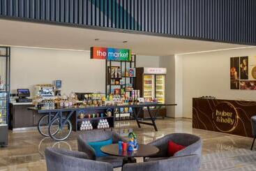 هتل Hyatt Place Vadodara